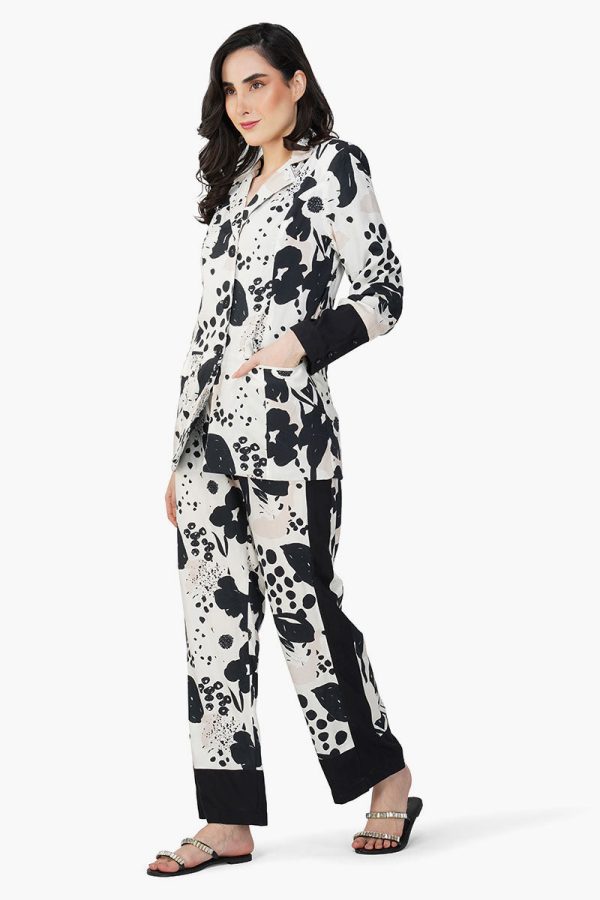 Garden Of Flowers Printed Blazer - Image 3