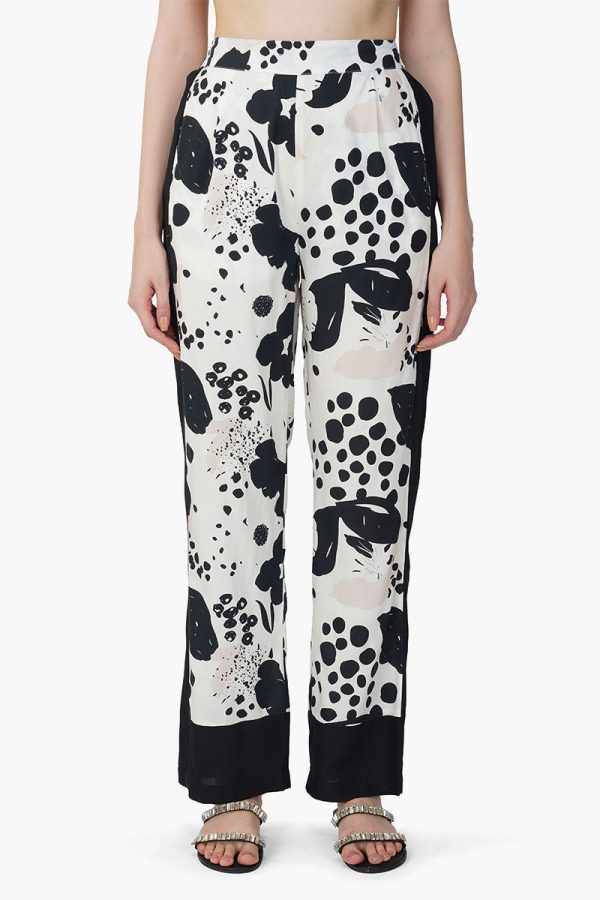 Garden Of Flowers Printed Pants - Image 2