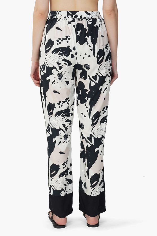 Garden Of Flowers Printed Pants - Image 4